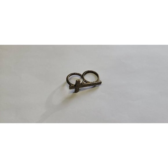 Cross double finger ring - Picture 1 of 4